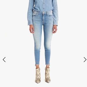 Mother Denim Stunner Zip Ankle Step Fray Jean